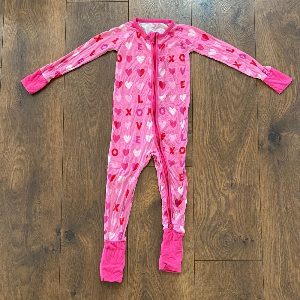 Little Sleepies Pink Love and Heart Kids Footie 2T *minor wash wear*